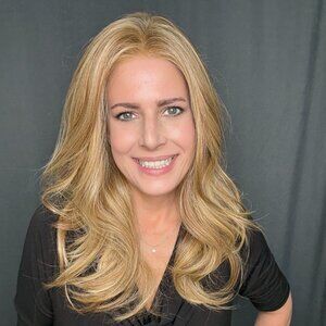 Omega V | Belle Tress | Ginger Ale Blonde